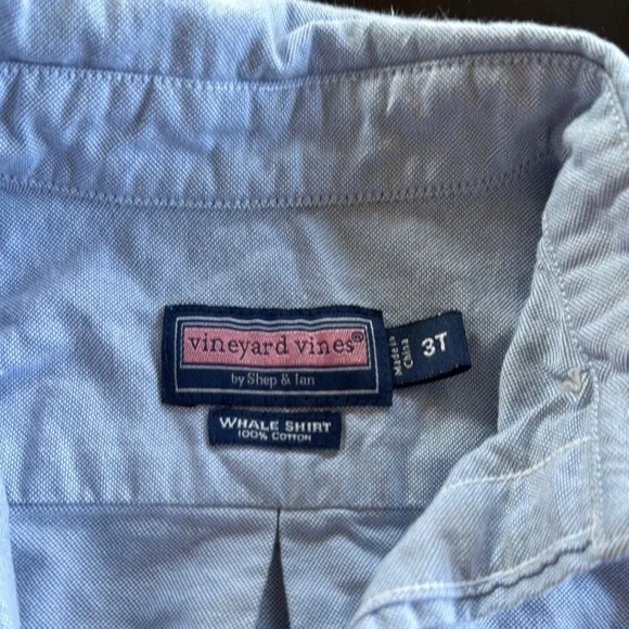 Vineyard Vines Blue Button Down Shirt with Classic Collar - Picture 2 of 3